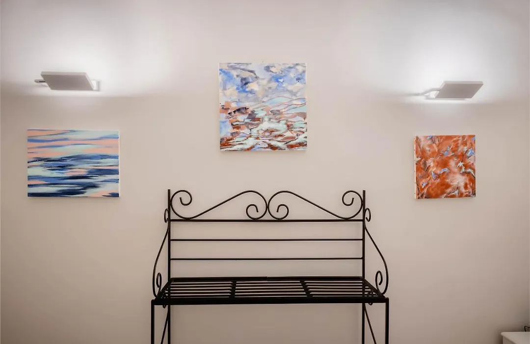 Art Novella Gallery-1